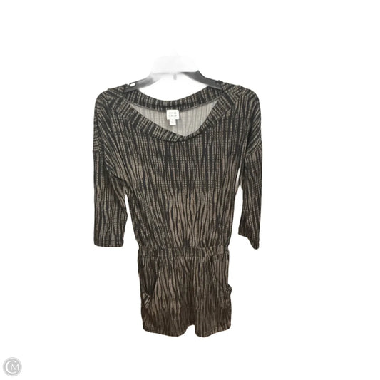Dress Casual Short By Peyton Jensen In Black & Grey, Size: S