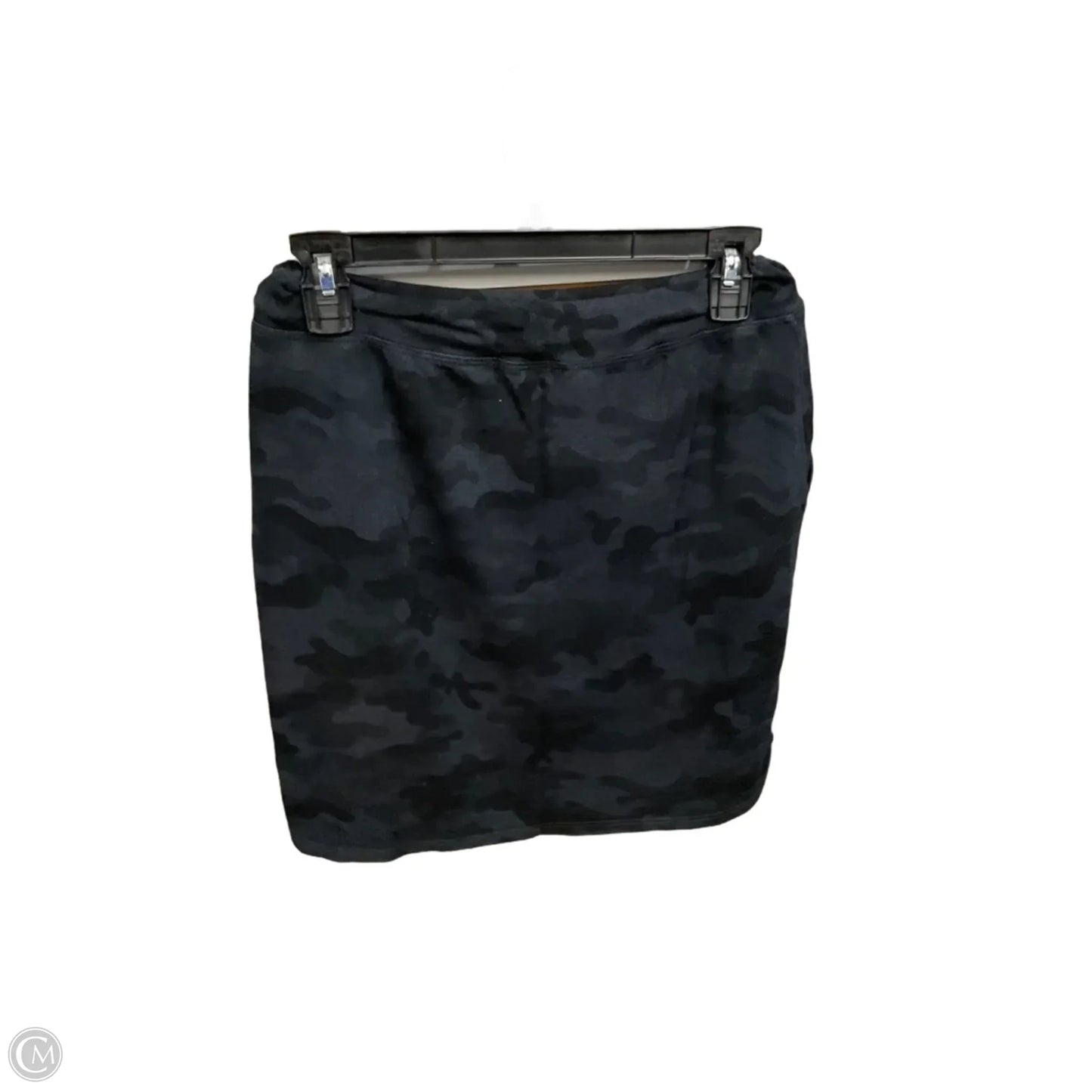 Skirt Mini & Short By Sundry In Camouflage Print, Size: 2
