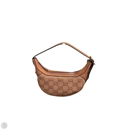 Handbag Luxury Designer By Gucci, Size: Small
