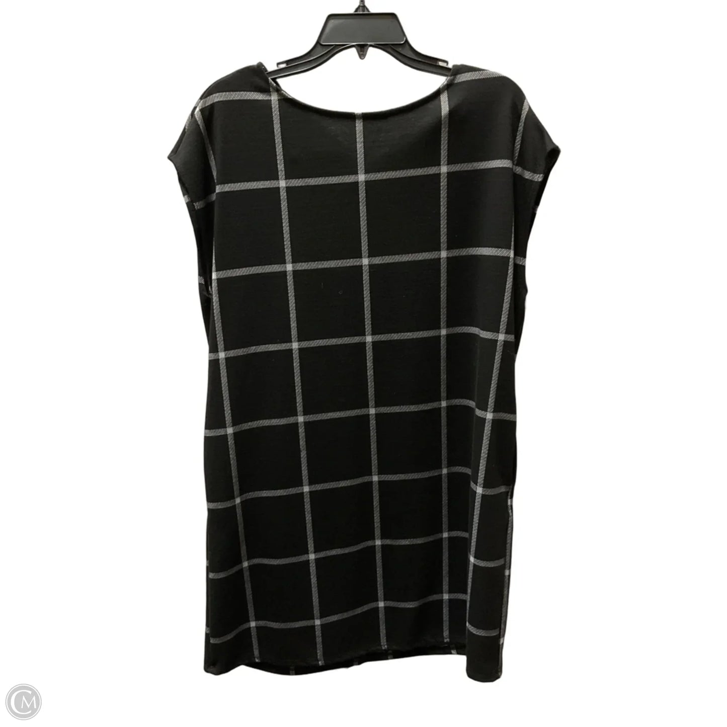 Dress Casual Short By Mod Ref In Black & White, Size: M