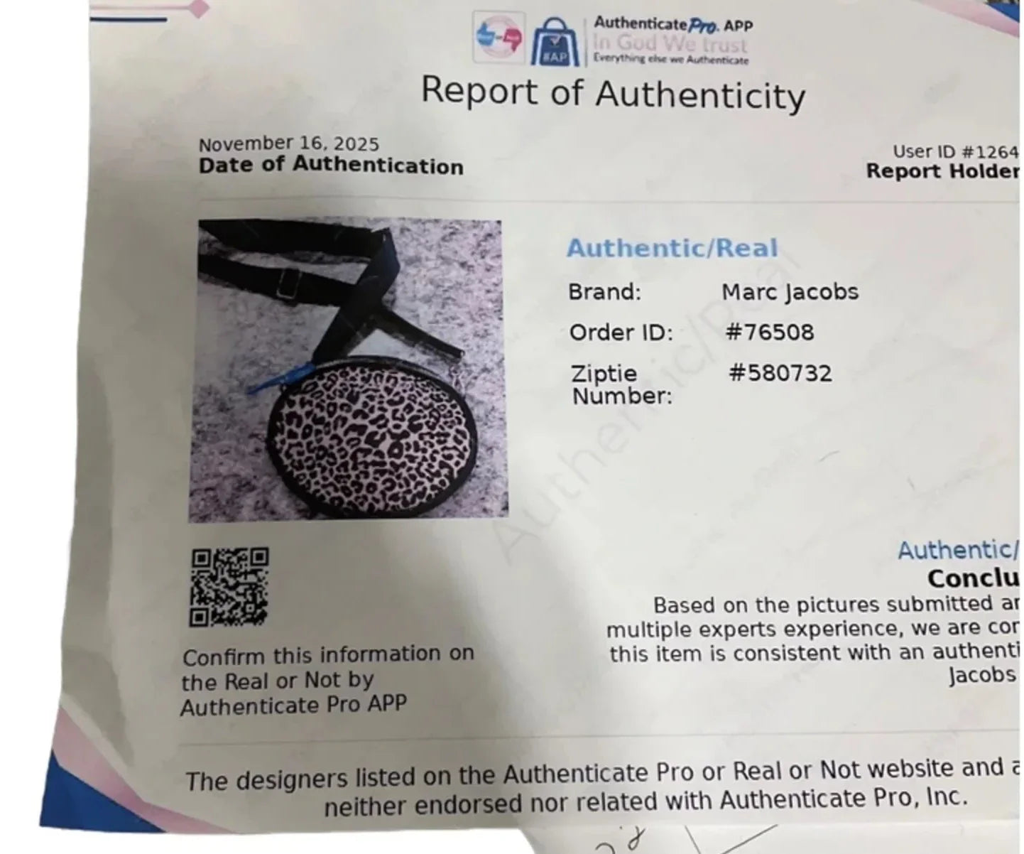 Crossbody Luxury Designer By Marc Jacobs, Size: Small