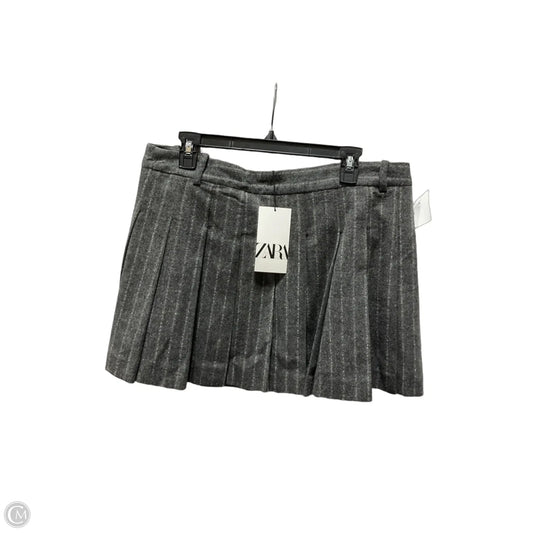 Skirt Mini & Short By Zara In Grey, Size: Xl
