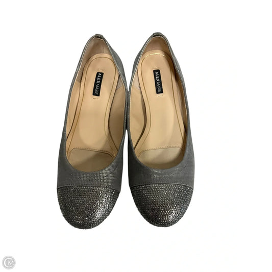 Shoes Flats By Alex Marie In Silver, Size: 6.5