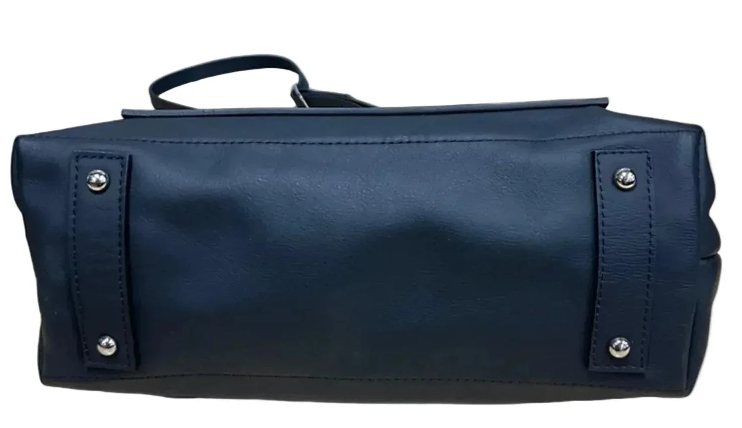 Crossbody Leather By Cma, Size: Large