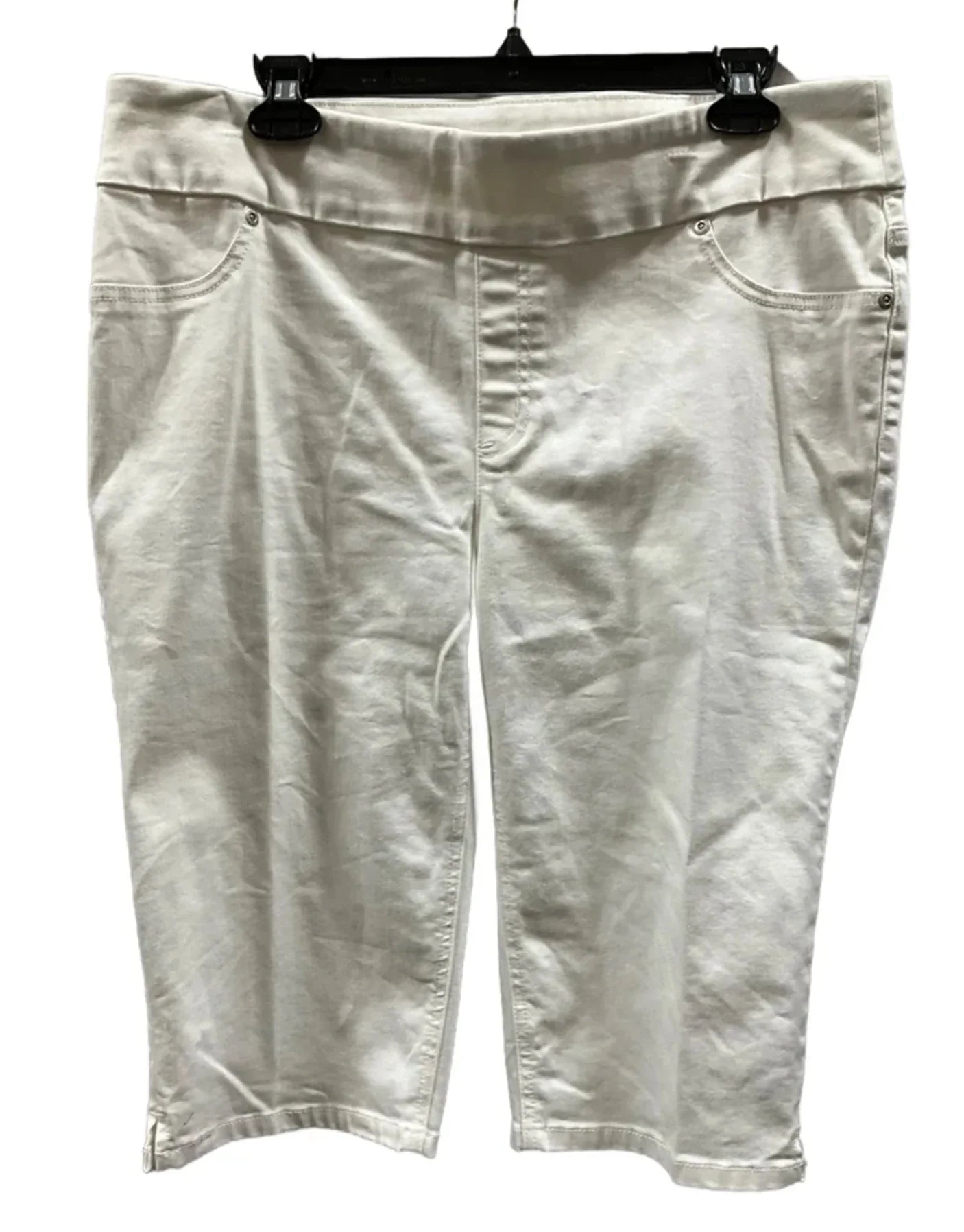 Capris By Chicos In White, Size: 12