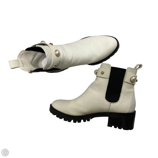 Boots Designer By Karl Lagerfeld In White, Size: 9