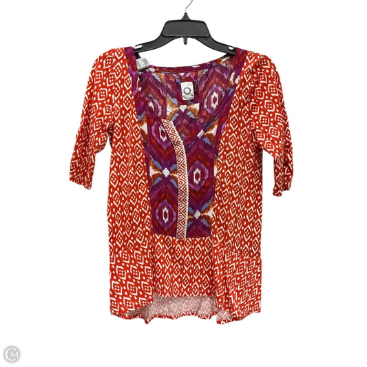 Top Short Sleeve By Akemi And Kin In Red, Size: Xs