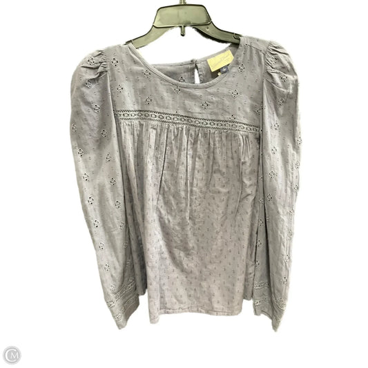 Top Long Sleeve By Universal Thread In Grey, Size: L