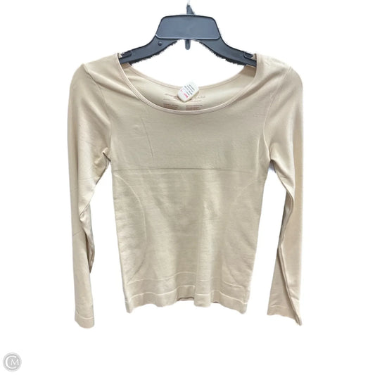 Top Long Sleeve By Clothes Mentor In Beige, Size: M
