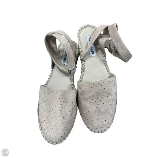 Shoes Flats By Steve Madden In Tan, Size: 8