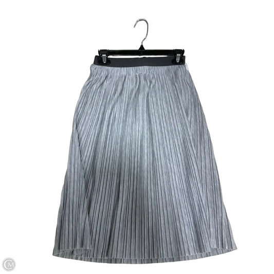 Skirt Midi By Uniqlo In Grey, Size: M