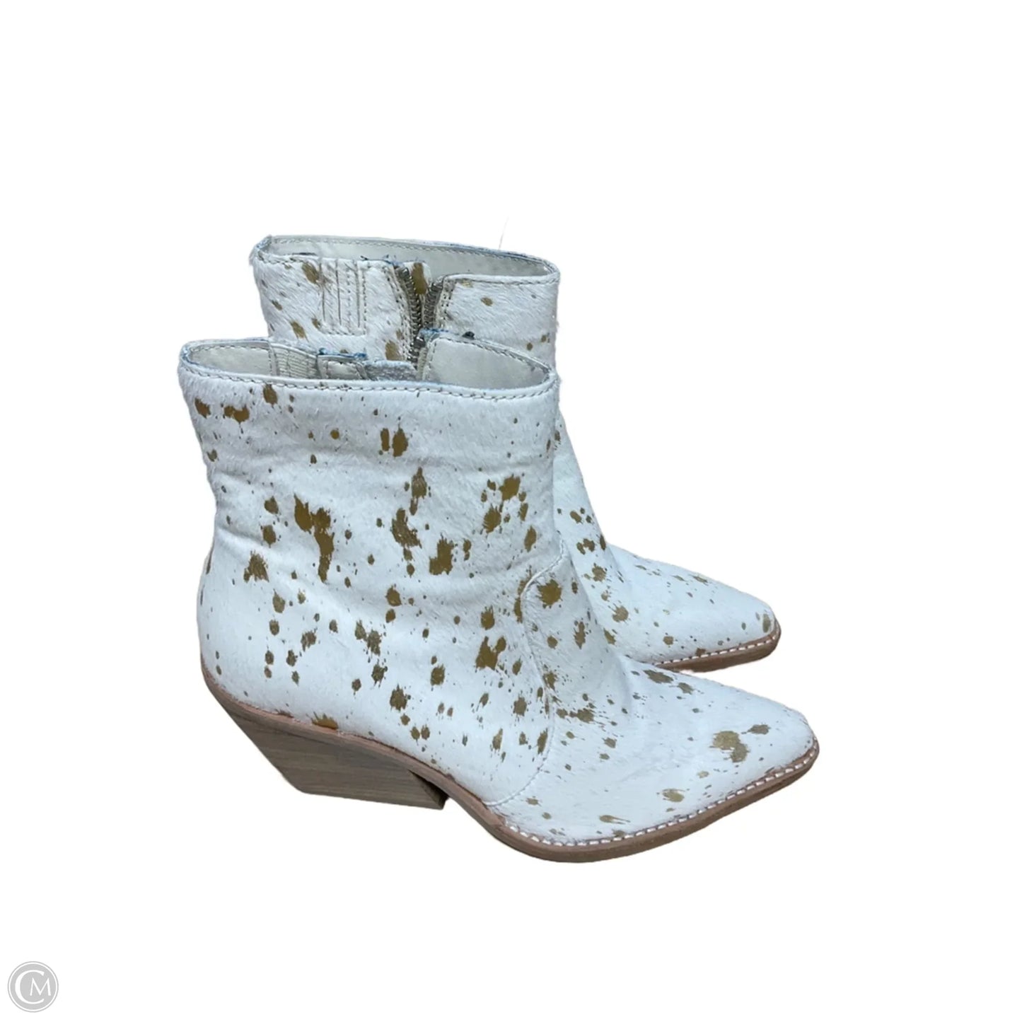 Boots Ankle Flats By Dolce Vita In Animal Print, Size: 7