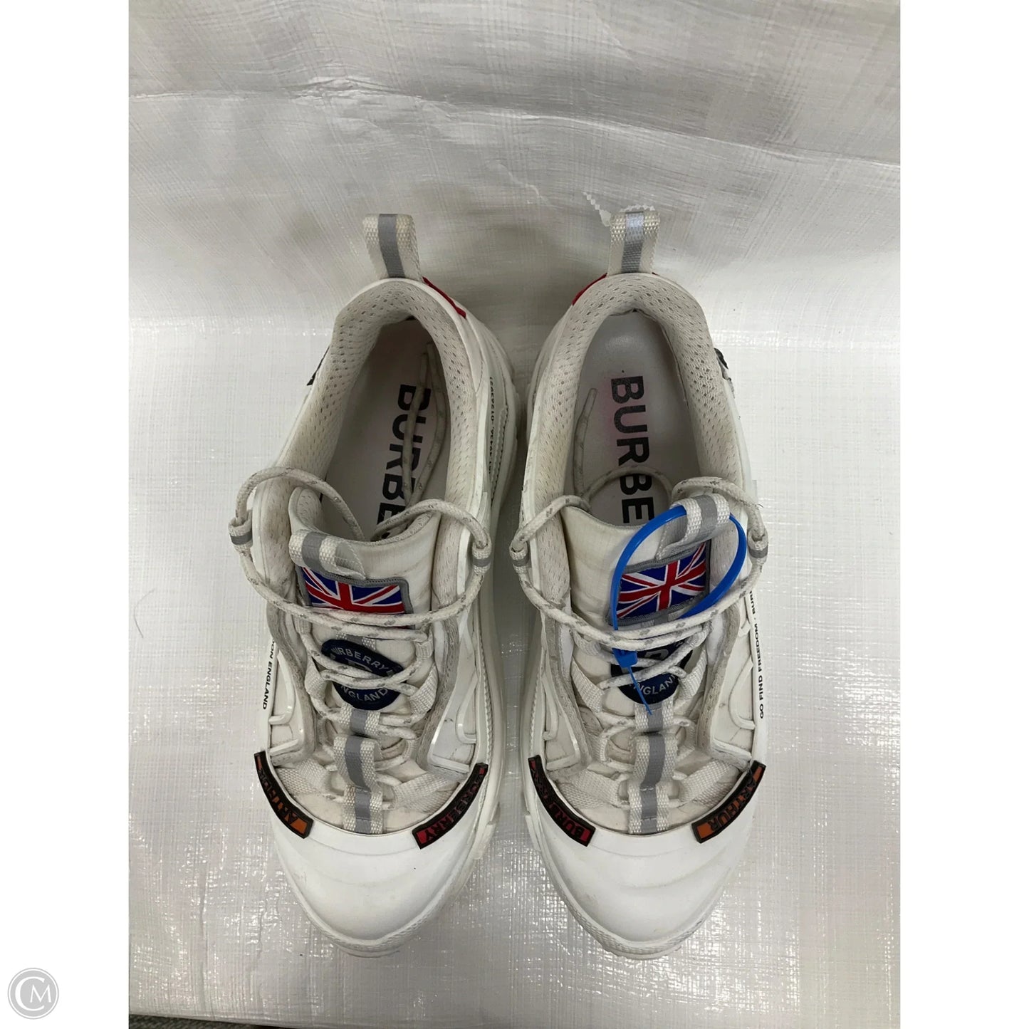 Shoes Luxury Designer By Burberry In White, Size: 10