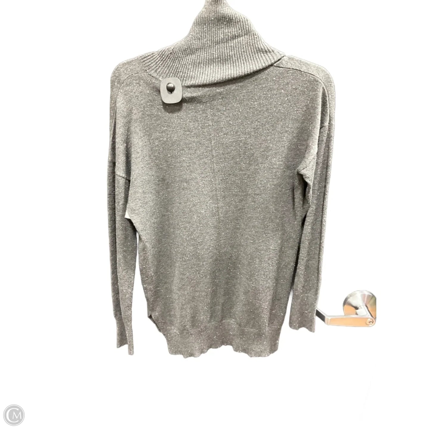 Top Long Sleeve Basic By Clothes Mentor In Grey, Size: S