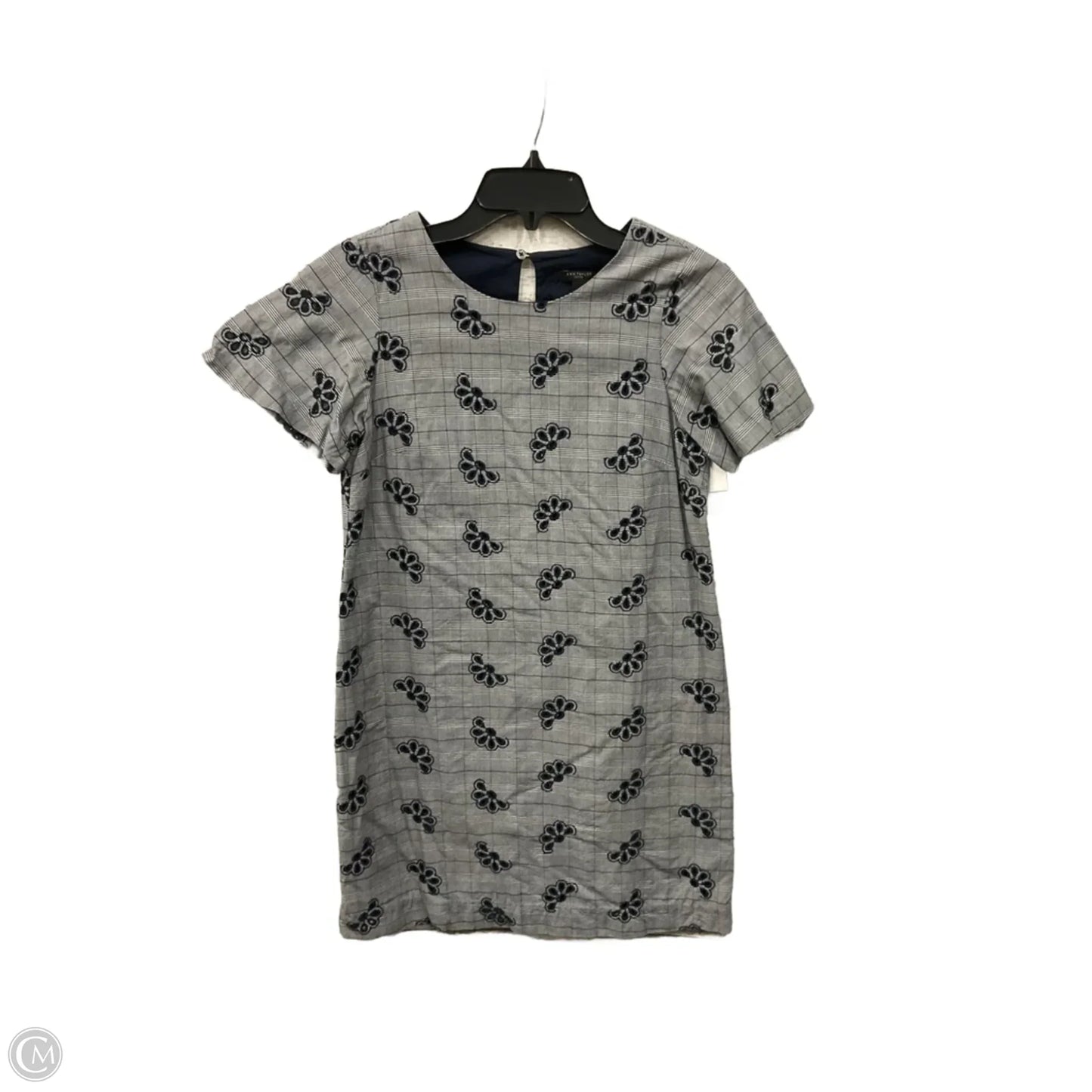 Dress Casual Short By Ann Taylor In Blue, Size: 0p