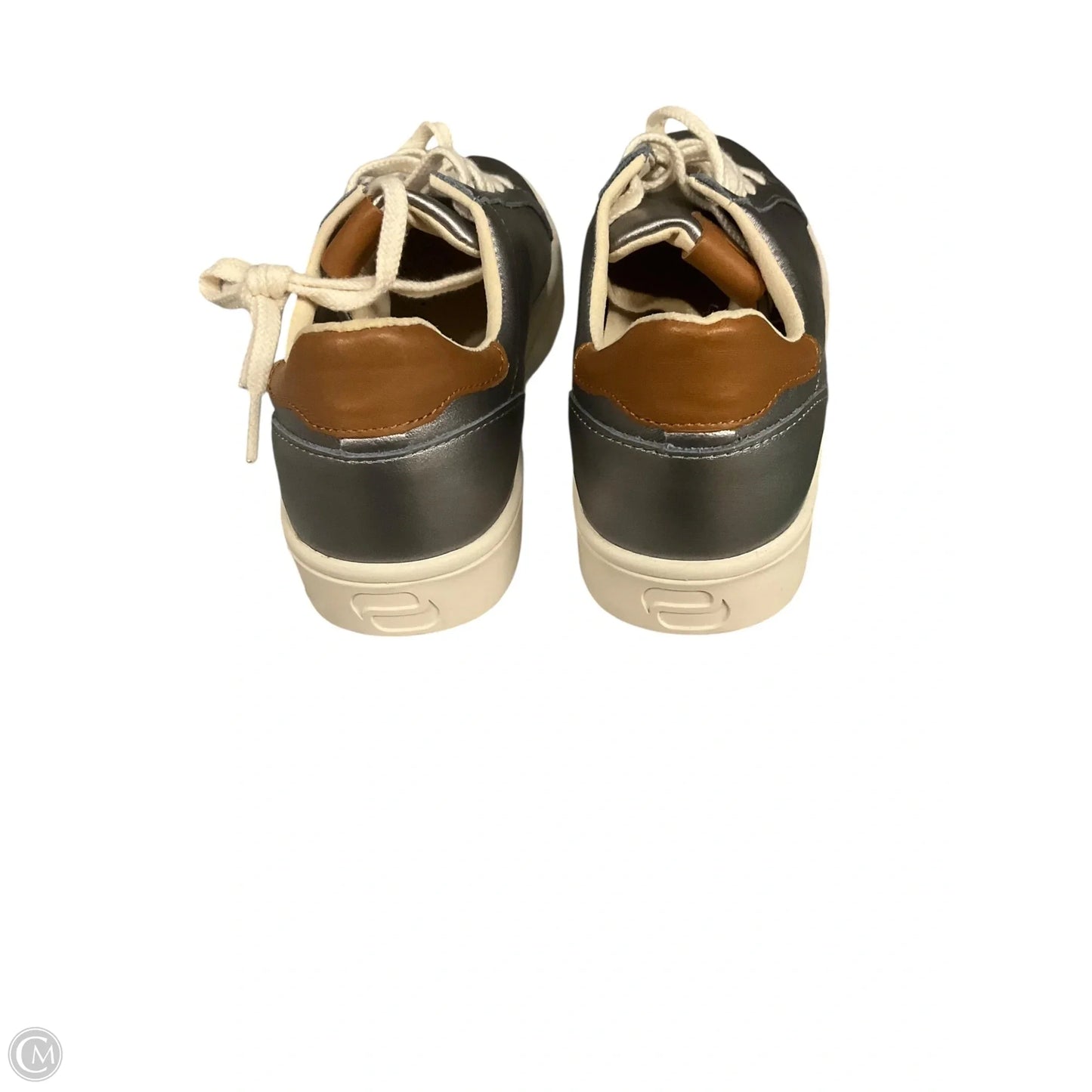 Shoes Designer By Stuart Weitzman In Cream, Size: 7.5