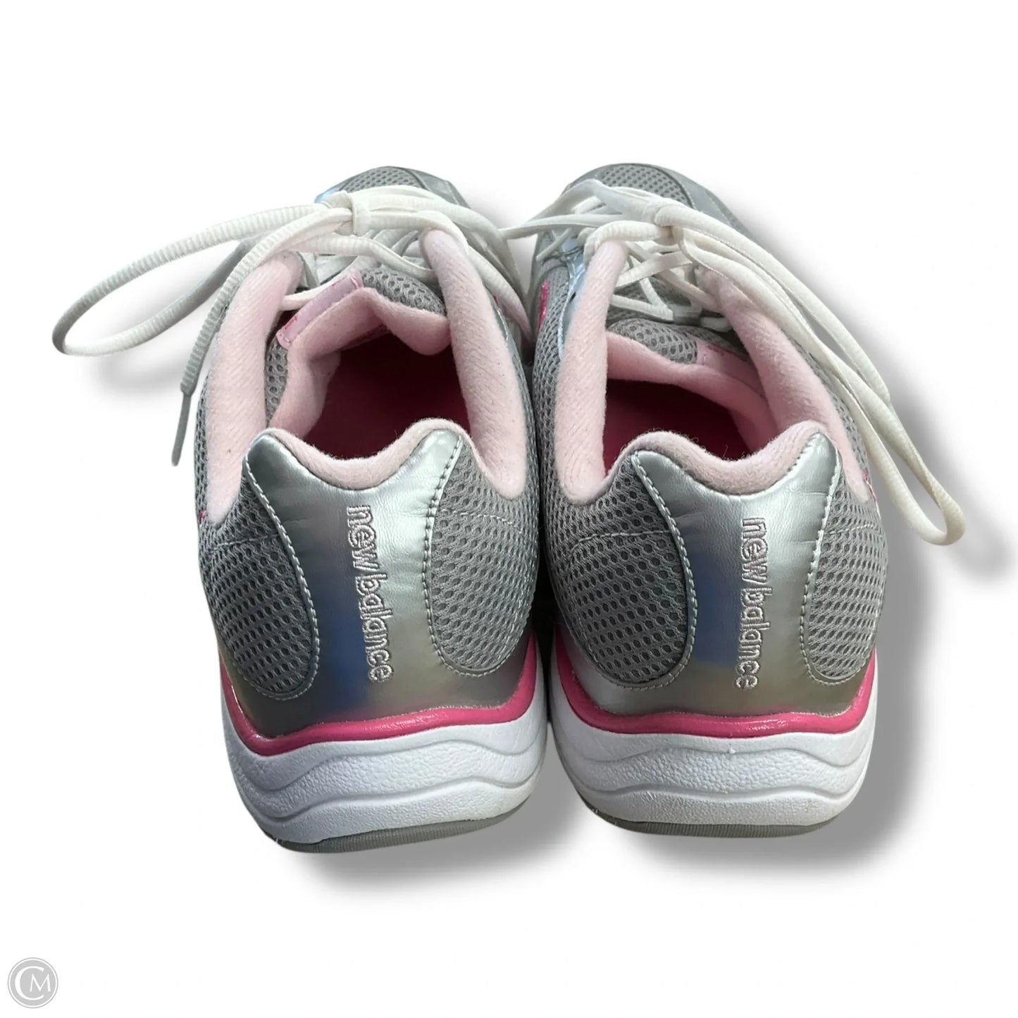 Shoes Sneakers By New Balance In Grey & Pink, Size: 11