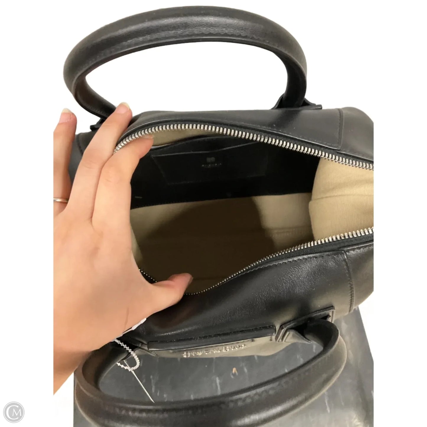 Handbag Luxury Designer By Givenchy, Size: Medium