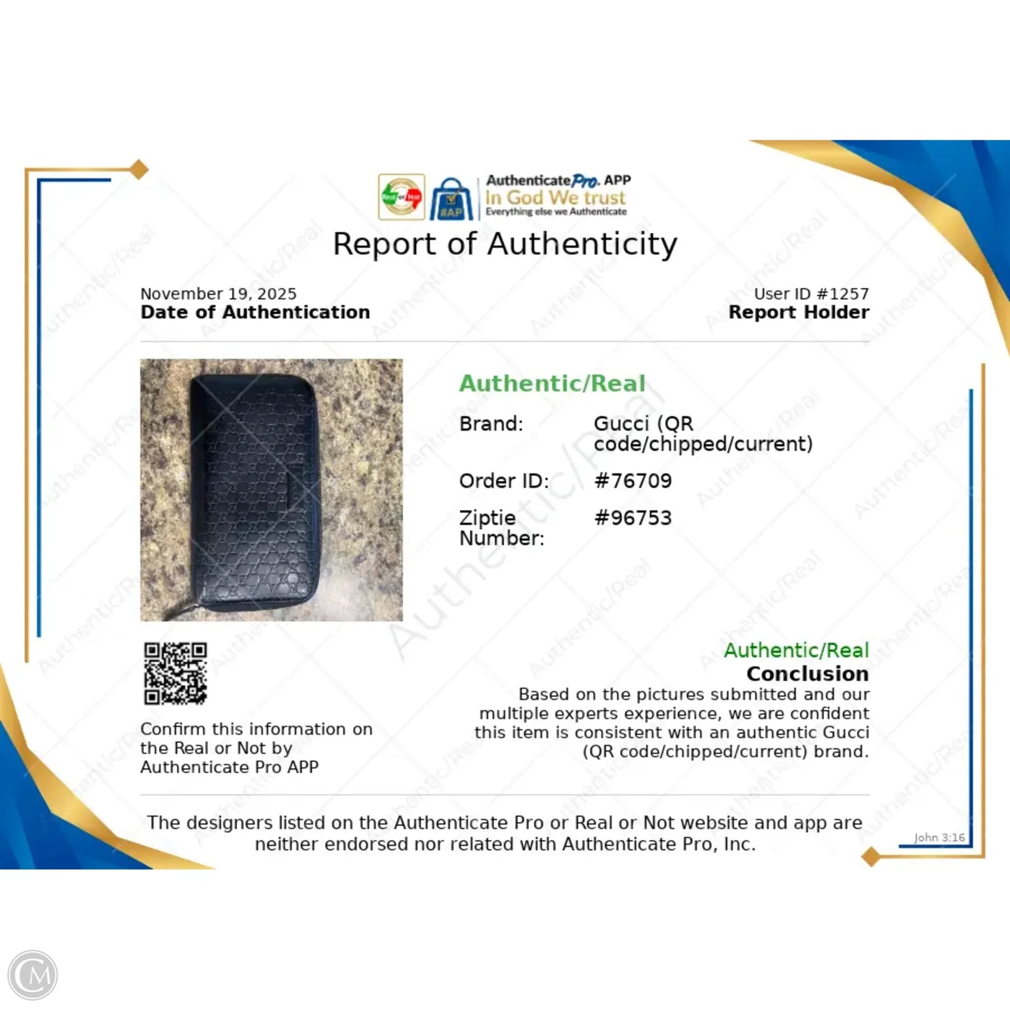 Wallet Luxury Designer By Gucci, Size: Medium