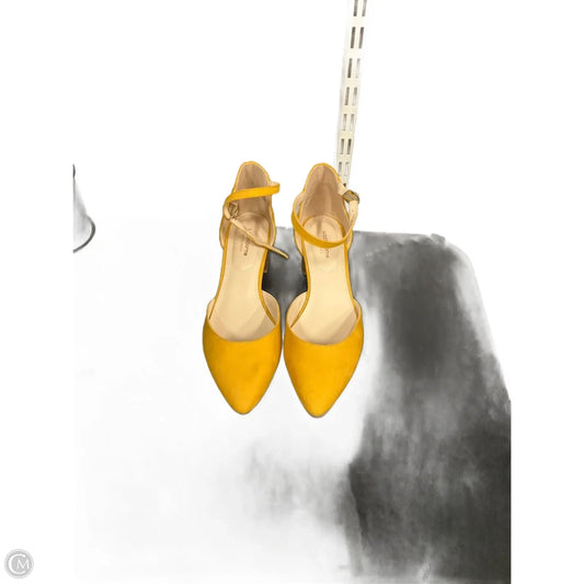 Shoes Heels Block By Liz Claiborne In Yellow, Size: 7.5