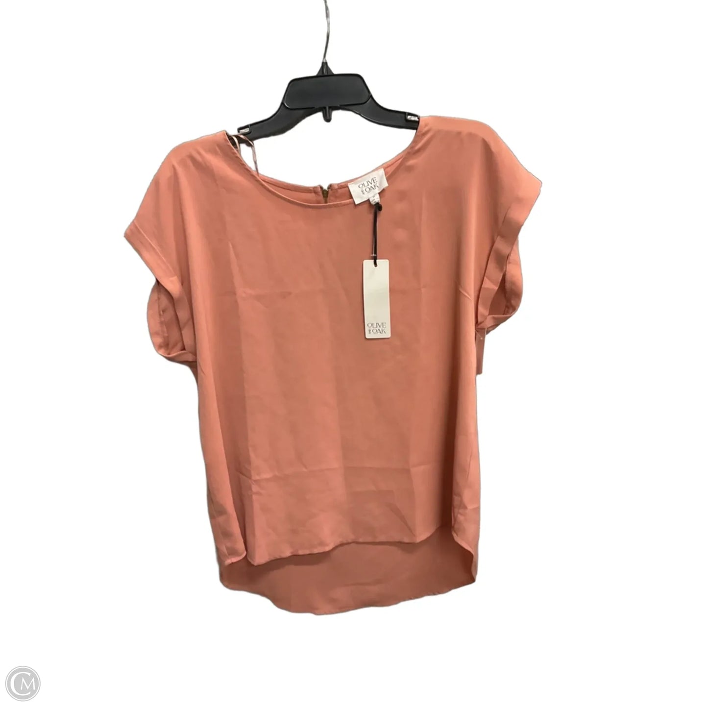 Top Sleeveless Basic By Olive And Oak In Peach, Size: M