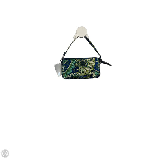 Wristlet By Vera Bradley, Size: Small