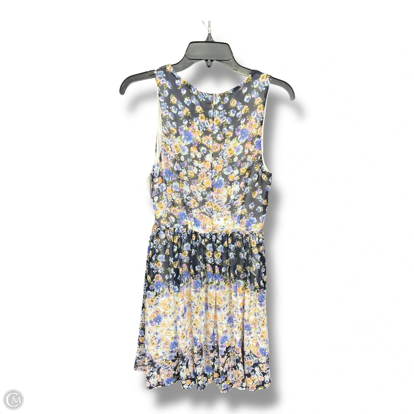 Dress Casual Short By Clothes Mentor In Floral Print, Size: S