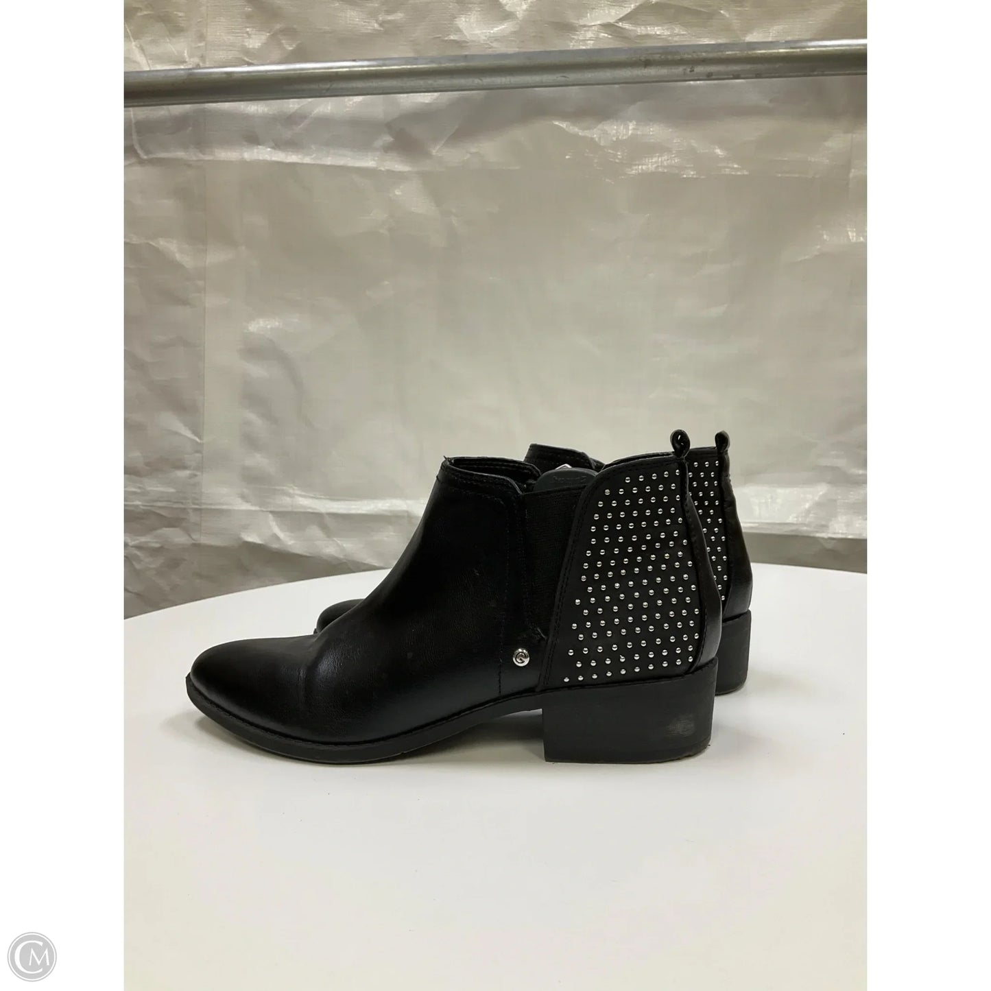 Boots Ankle Flats By Guess In Black, Size: 8.5