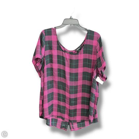 Top Short Sleeve By Torrid In Plaid Pattern, Size: 3x