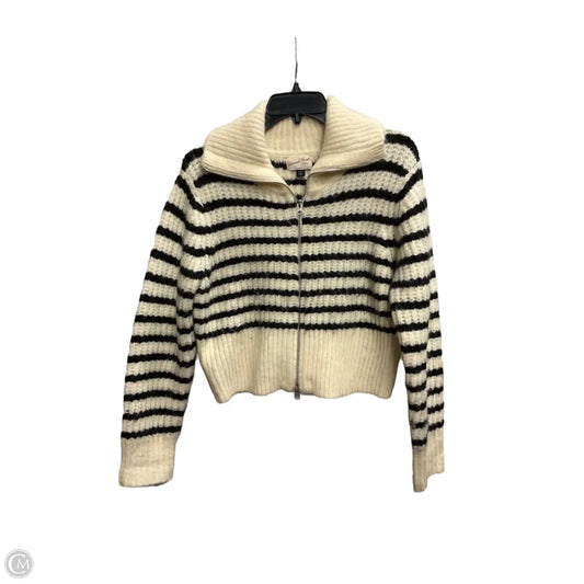 Sweatshirt Collar By Universal Thread In Black & Cream, Size: M