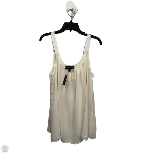 Top Sleeveless By Lane Bryant In White, Size: Xxl