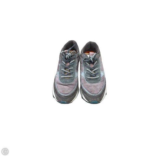 Shoes Athletic By Cmb In Multi-colored, Size: 6.5