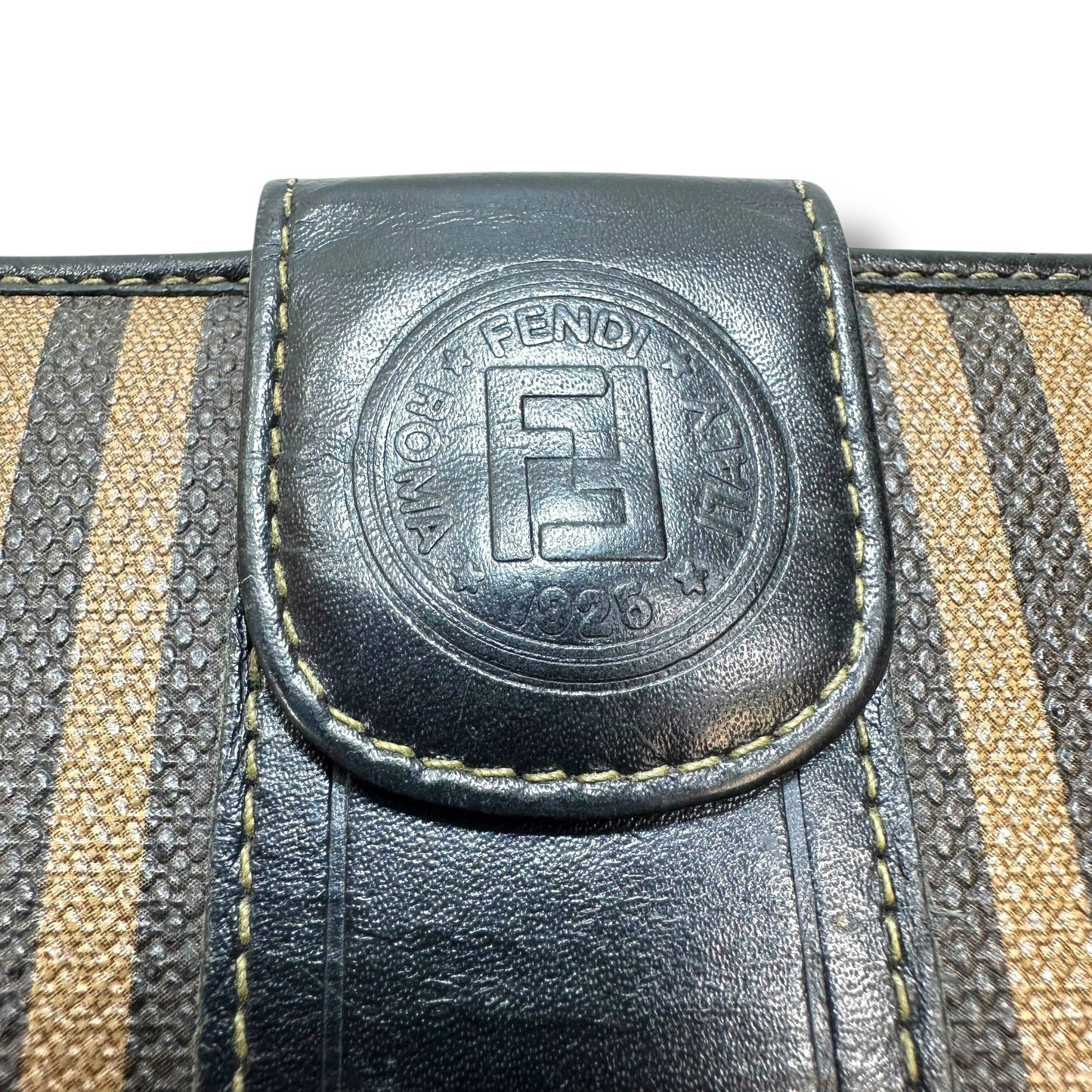 Vintage Wallet Luxury Designer By Fendi, Size: Small