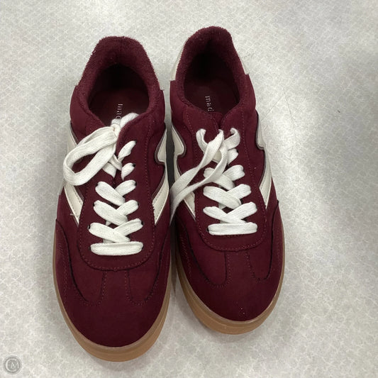 Shoes Sneakers By Madden Girl In Maroon, Size: 8