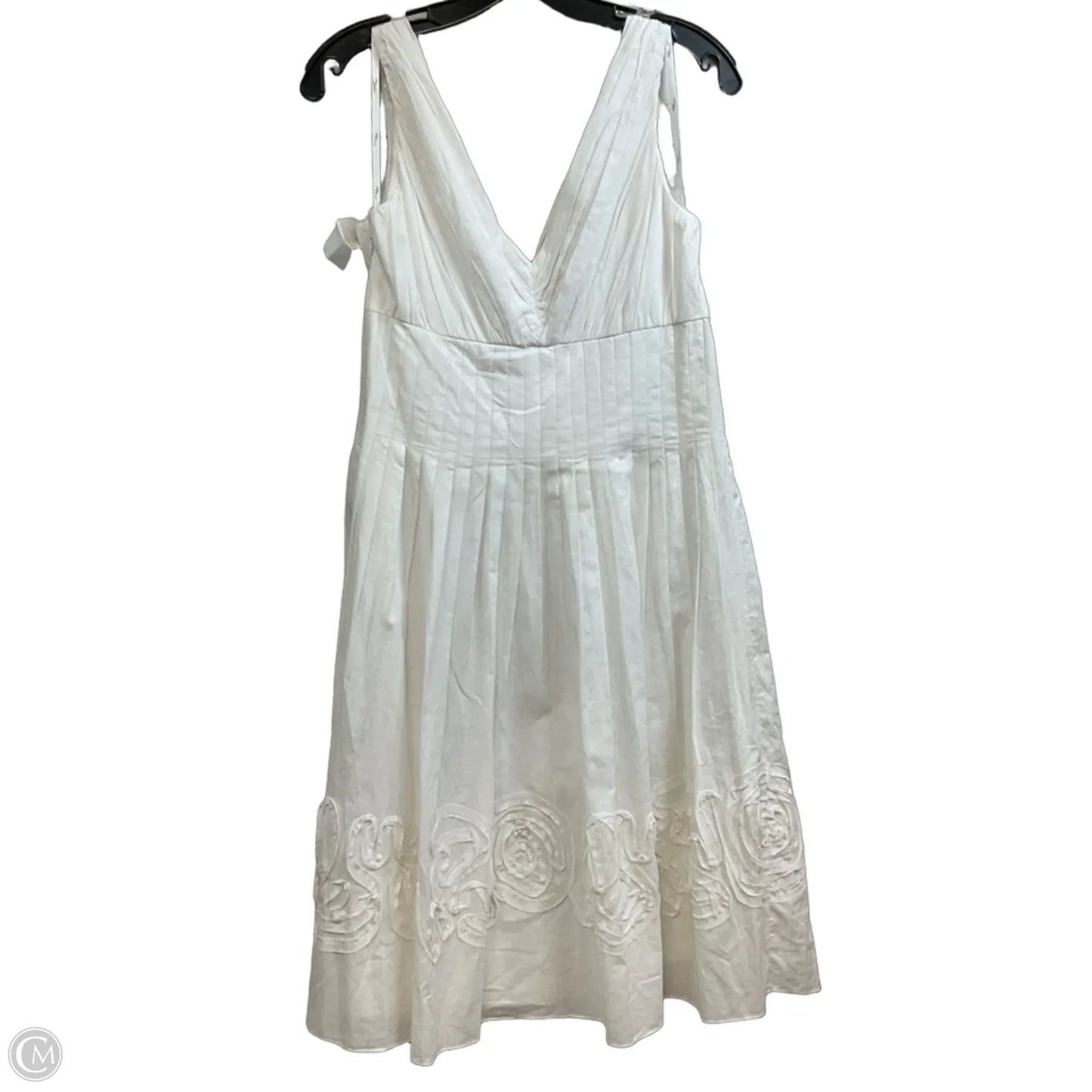 Dress Casual Short By SUZI CHIN In White, Size: M