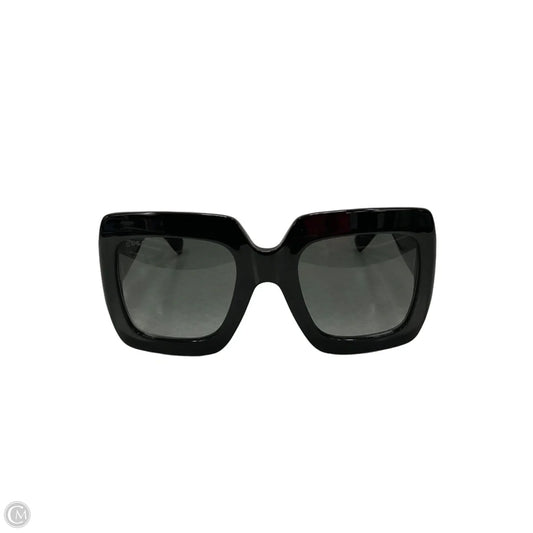 Sunglasses Designer By Gucci