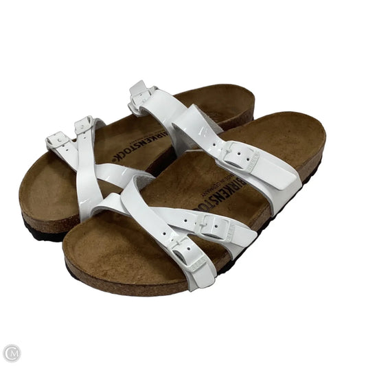 Sandals Flats By Birkenstock In White, Size: 6
