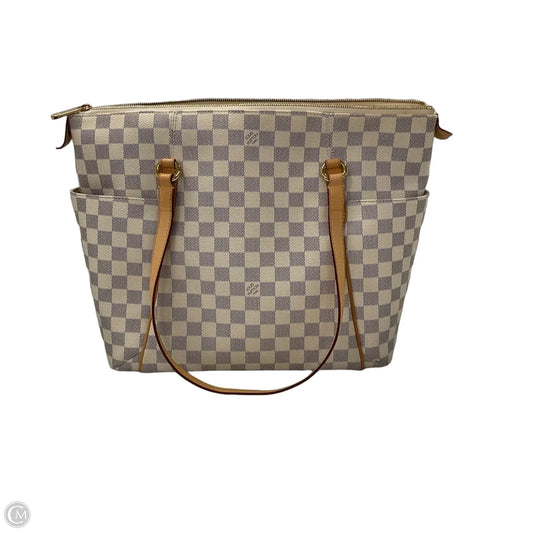 Handbag Luxury Designer By Louis Vuitton, Size: Large