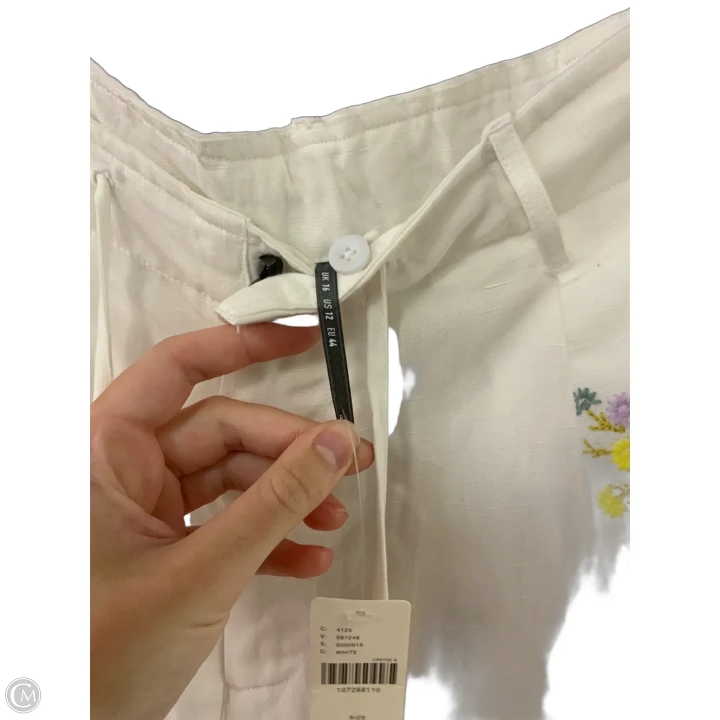 Shorts By Anthropologie In White, Size: M