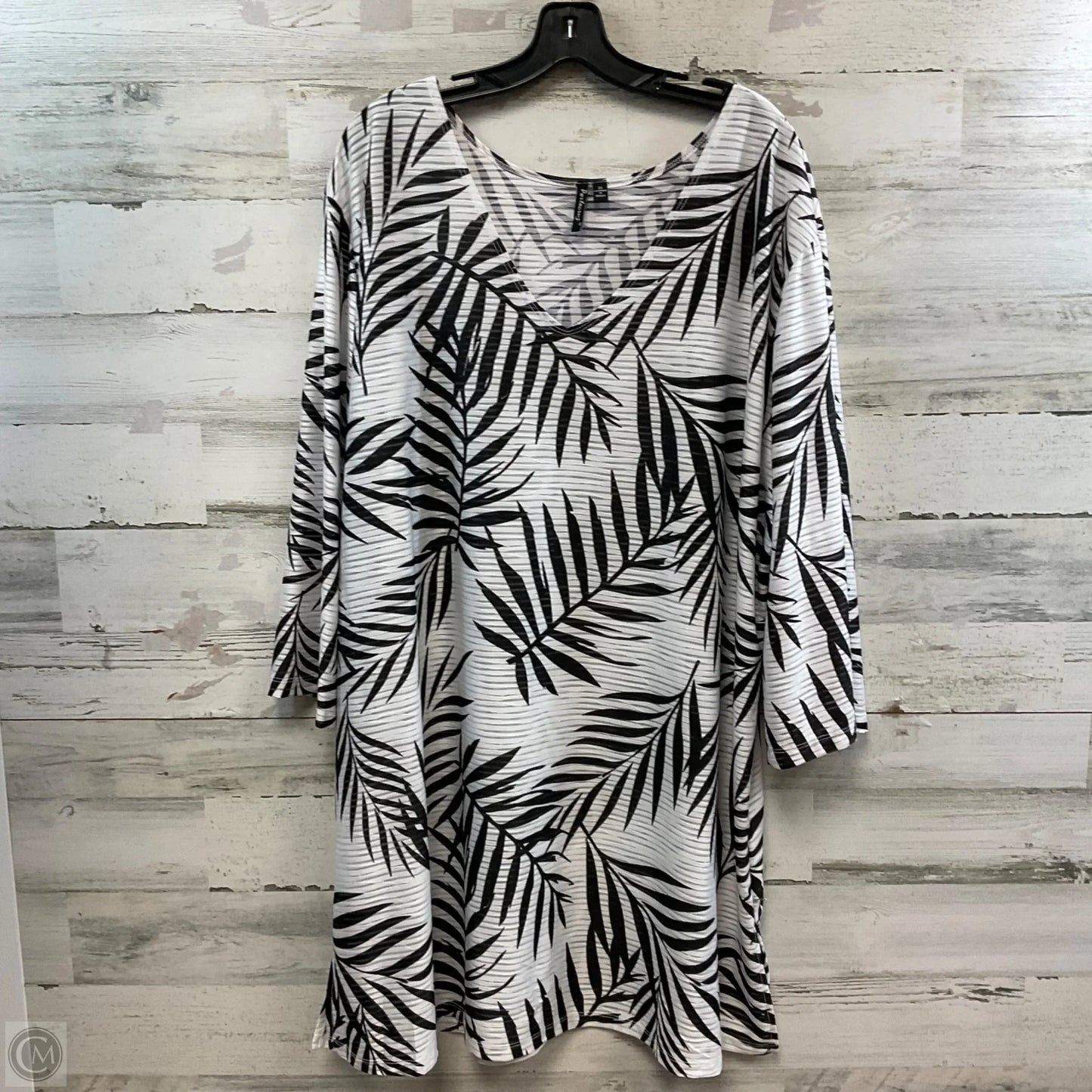 Top 3/4 Sleeve By PORTOCRUZ In White, Size: 3x