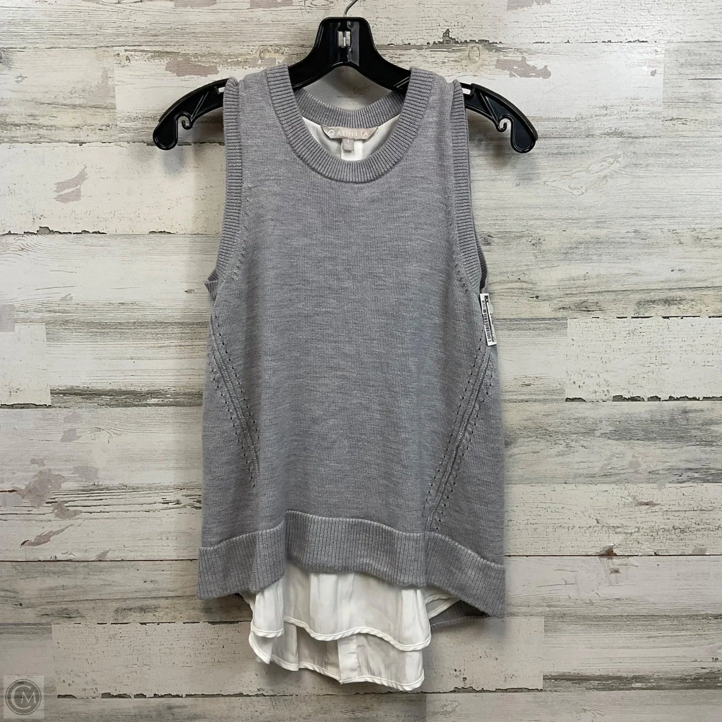 Top Sleeveless By Athleta In Grey, Size: S