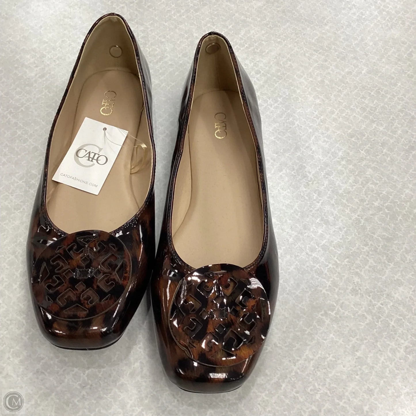 Shoes Flats By Cato In Brown, Size: 9