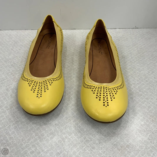 Shoes Flats By Vionic In Yellow, Size: 8