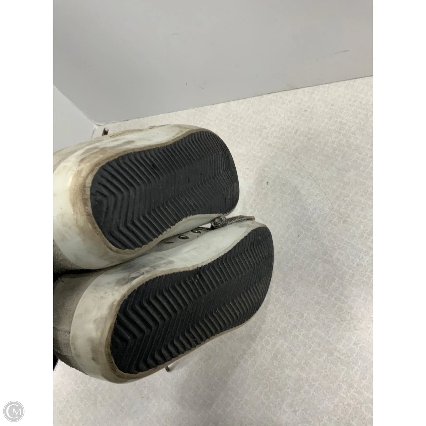 Shoes Luxury Designer By Golden Goose In Grey, Size: 6