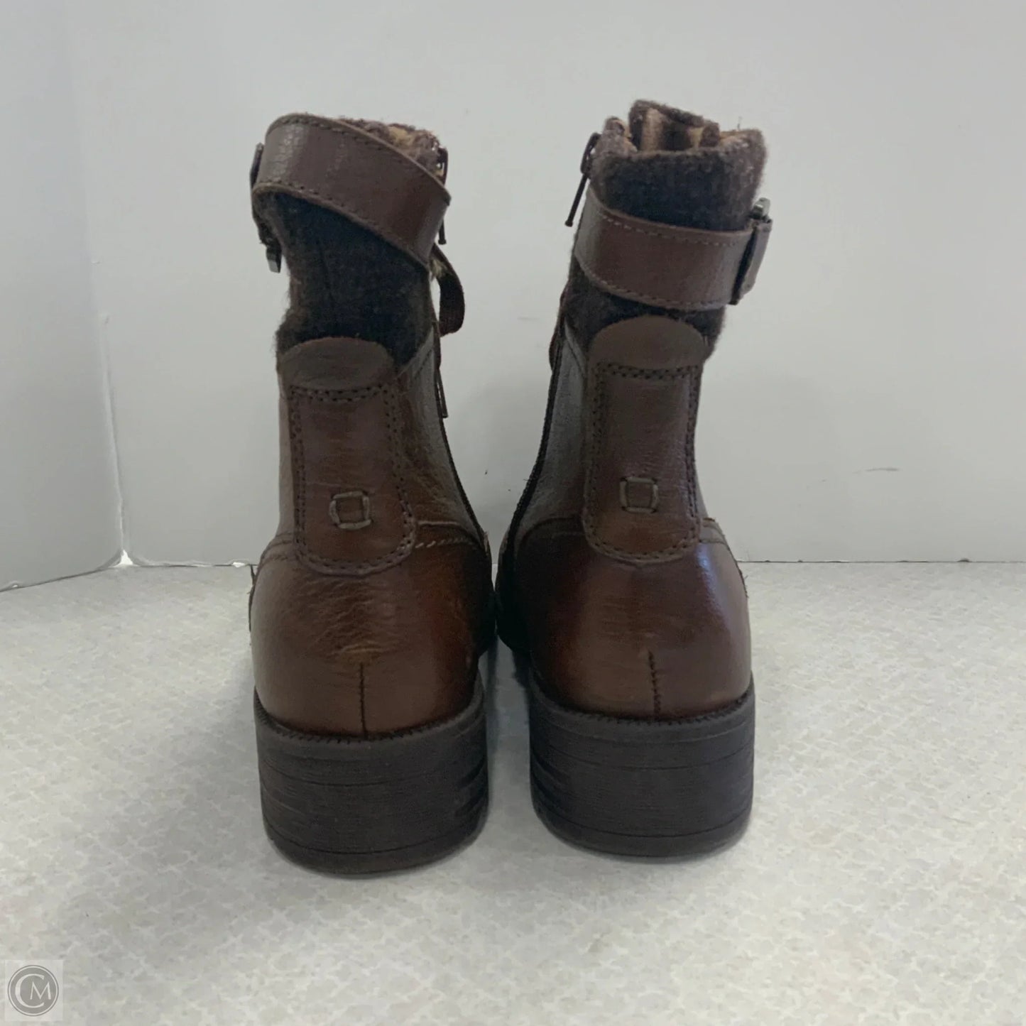Boots Ankle Heels By Earth Origins In Brown, Size: 8.5
