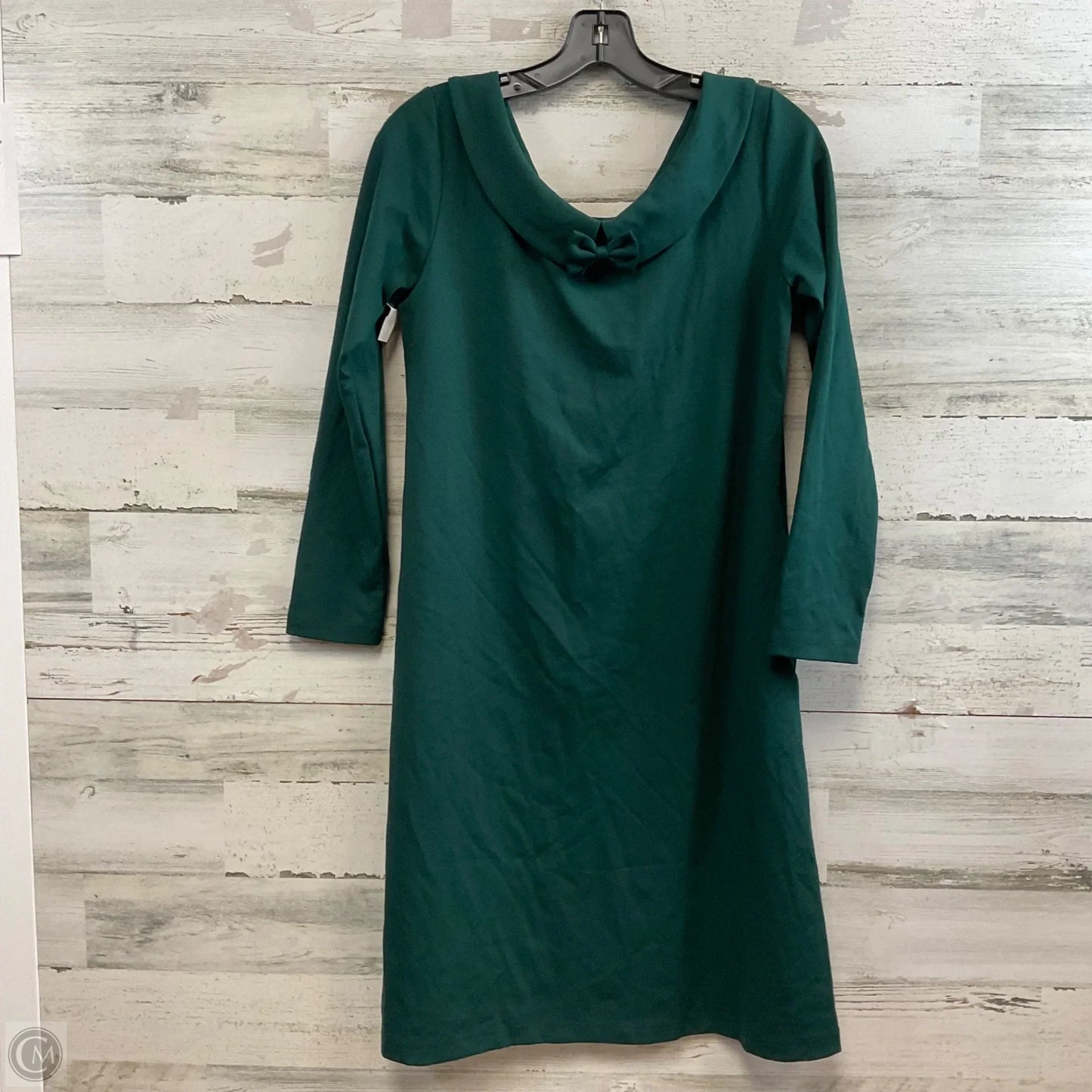 Dress Casual Short By LE MUSE  In Green, Size: M