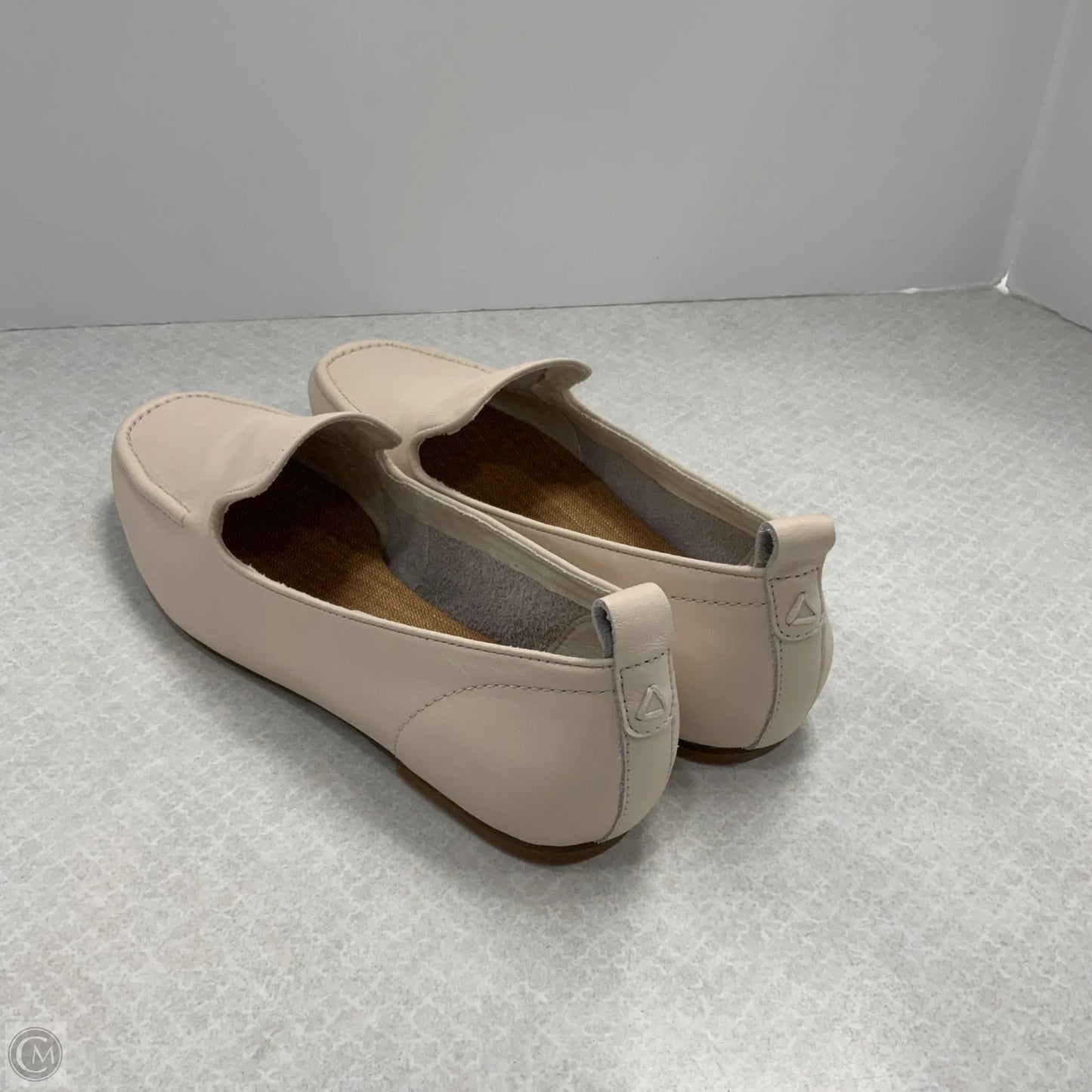 Shoes Flats By Kelsi Dagger In Cream, Size: 10