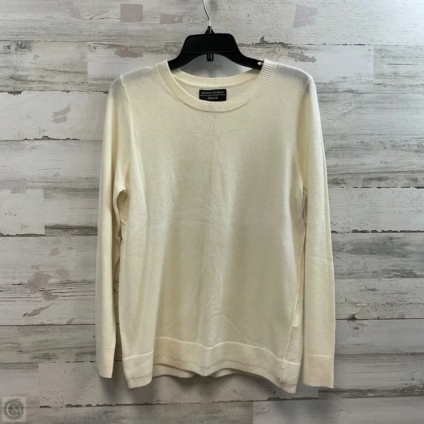 Sweater By Banana Republic In Cream, Size: L