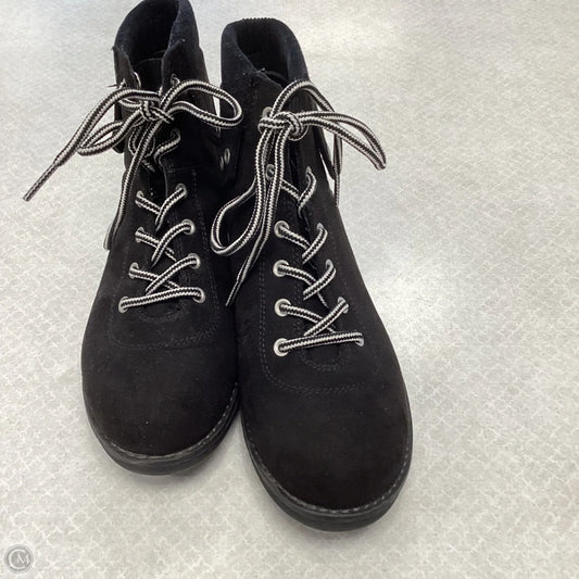 Boots Ankle Flats By St Johns Bay In Black, Size: 7.5