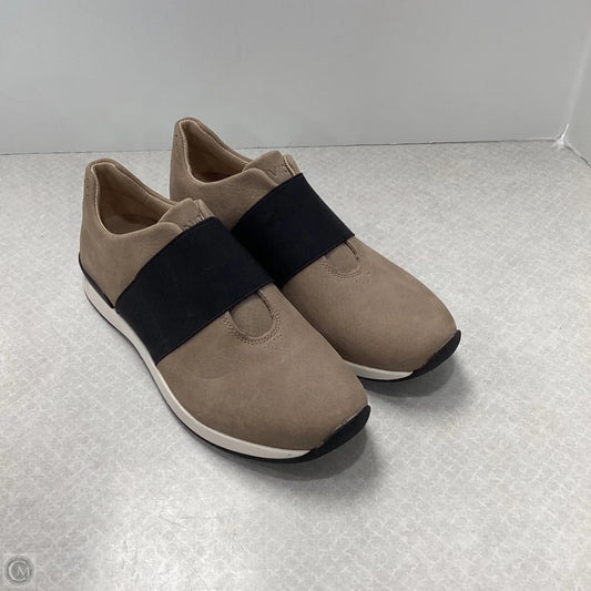 Shoes Sneakers By Vionic In Brown, Size: 9